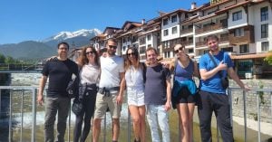 Bansko Nomads together in front of the mountain