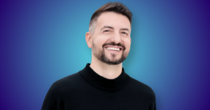 Vlad Gozman on Disrupting Mature Markets, 180&deg; Pivoting, and Not Taking VC Money, TheRecursive.com