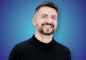 Vlad Gozman on Disrupting Mature Markets, 180&deg; Pivoting, and Not Taking VC Money, TheRecursive.com