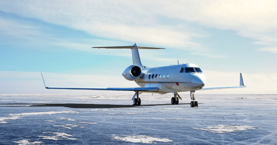 Image of plane, Canva