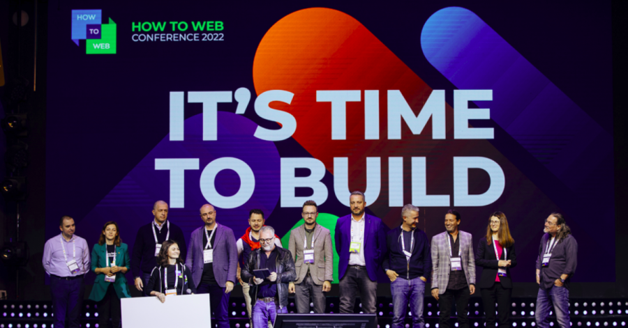 how to web on stage