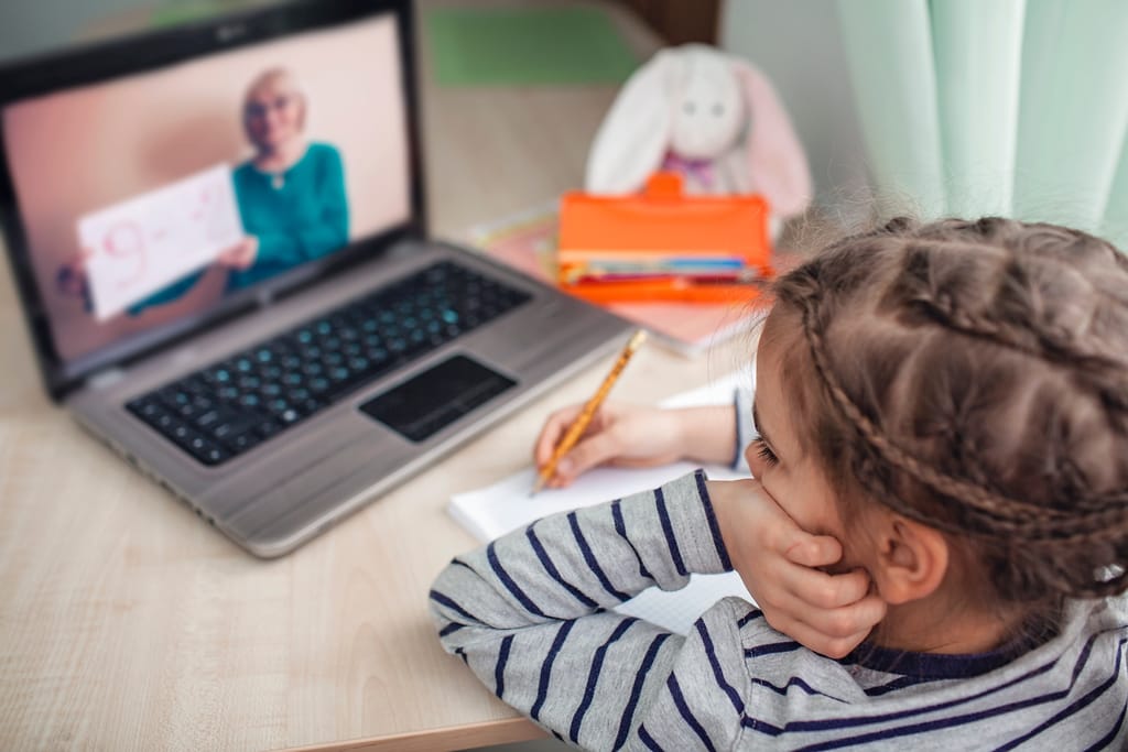 Romanian edtech startups are riding the wave of booming digitalization, TheRecursive.com