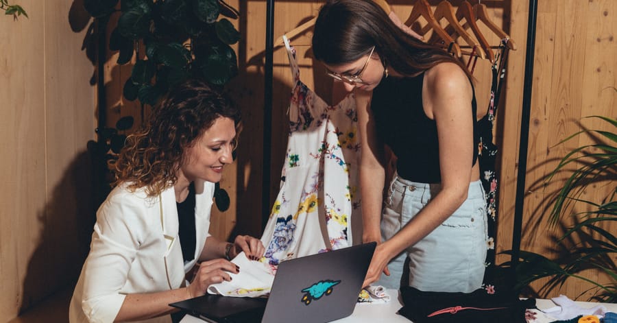 Sustainable Fashion startup founders Gergana Damyanova and Denitsa Damyanova